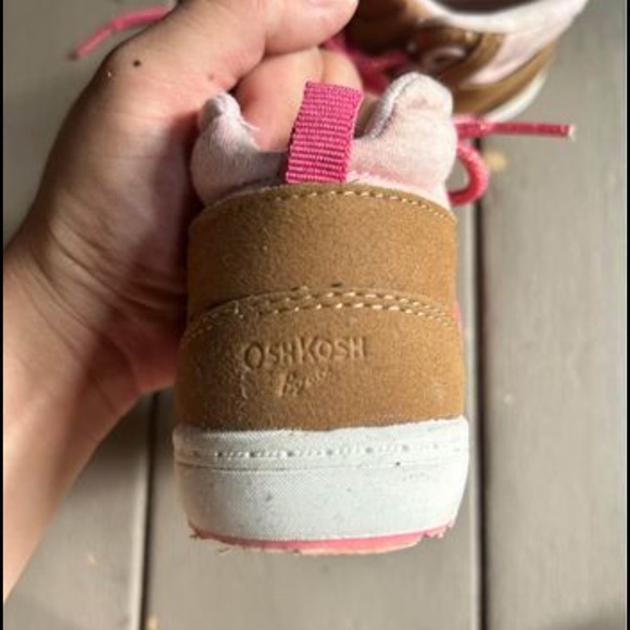 OshKosh Duck Boots - Picture 3 of 3